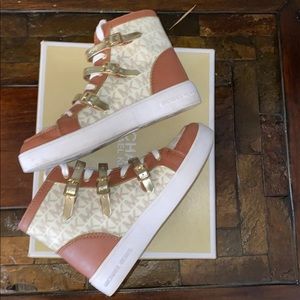 MK Fashion Sneakers Size 1